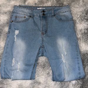Between Us distressed jeans
